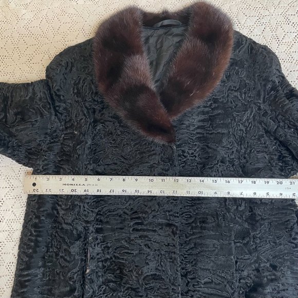 Vintage Fur Coat Curly Lamb with Mink Collar. Broadtail. Ashtrakhan. Swakara. - Picture 13 of 16